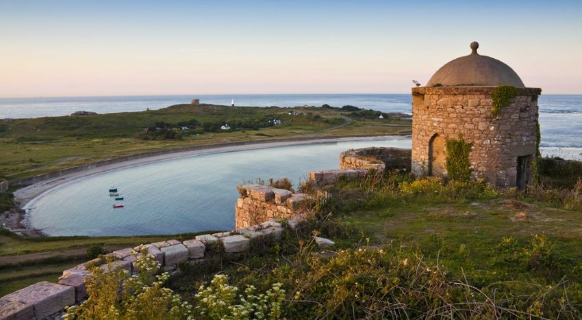 Finistair launches Brest–Jersey and Jersey–Alderney routes.